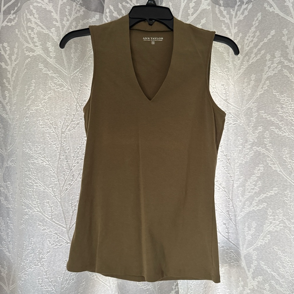 Ann Taylor Khaki V-Neck Tank Top